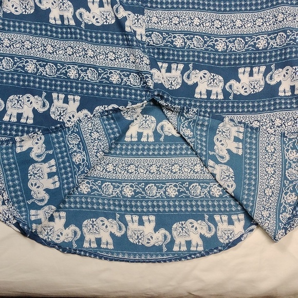 Lily White Women's Top Size Large - Picture 9 of 12